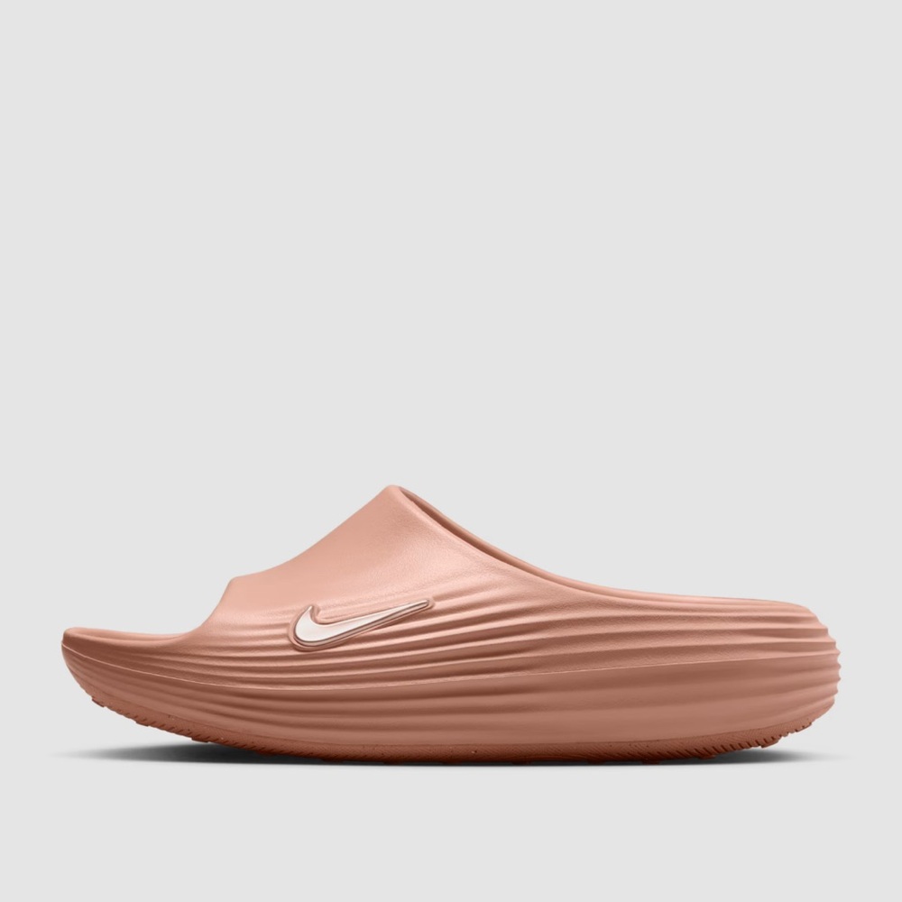 🆕 NIB Nike ReactX Rejuven8 Women's Slides in rose gold size 10